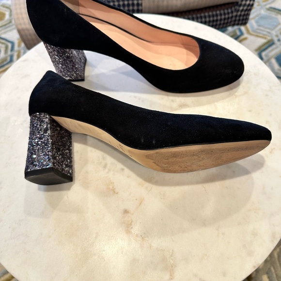 Kate Spade New York CHARLIZE HEELS
COLOR: BLACK GLITTER
STYLE #: S735001 - Picture 4 of 5